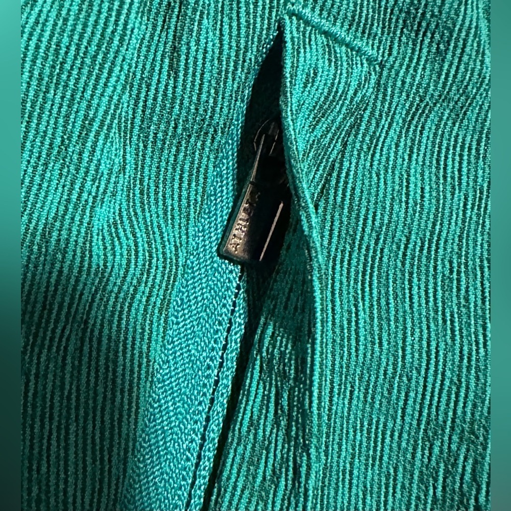 Athleta Teal Women's Athletic Echo Shorts Size 14 - Picture 7 of 9